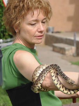 Karen Young (Alice - Lead Actress) & Snake